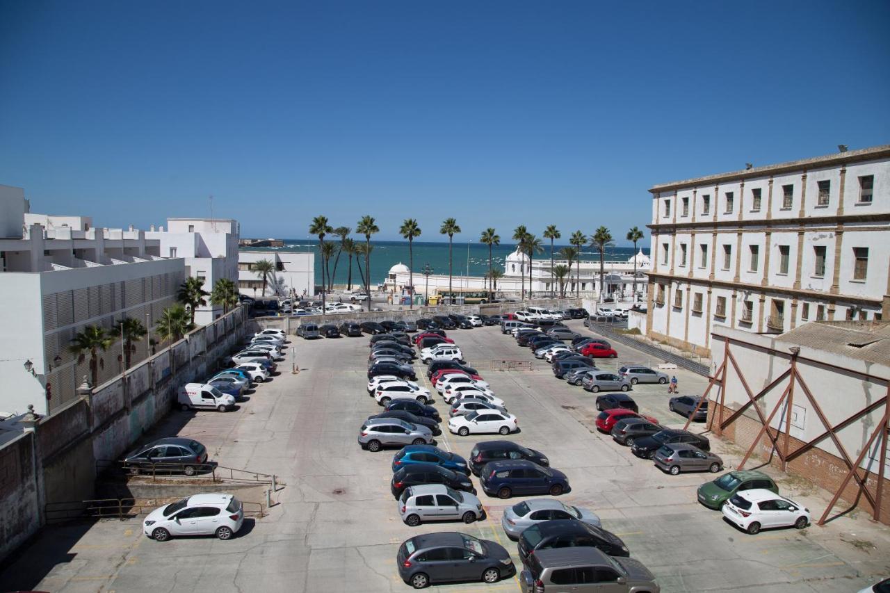 The Traveller'S House Con Vistas A Playa La Caleta Apartment Cadiz Exterior photo